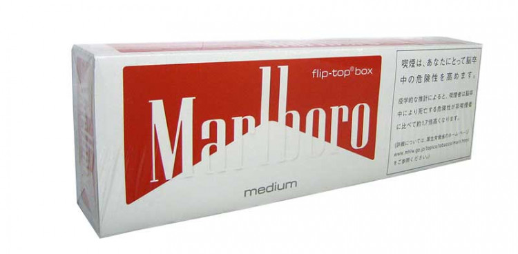 Marlboro Medium (Duty free Japan)